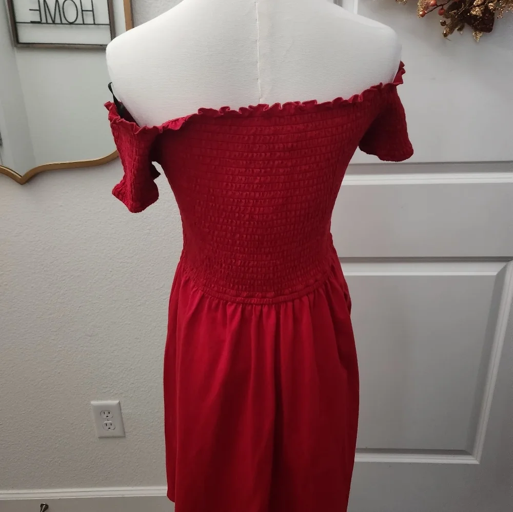 Hollister Red Off-Shoulder Smocked Dress - Picture 4 of 4